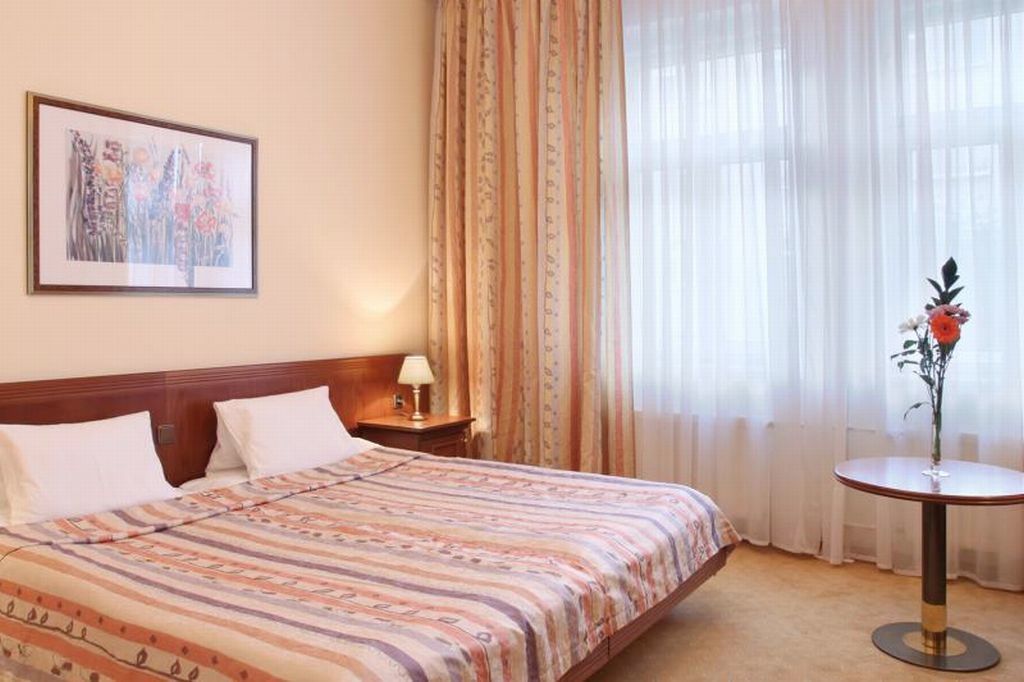 Galerie Royale Hotel Prague Exterior photo