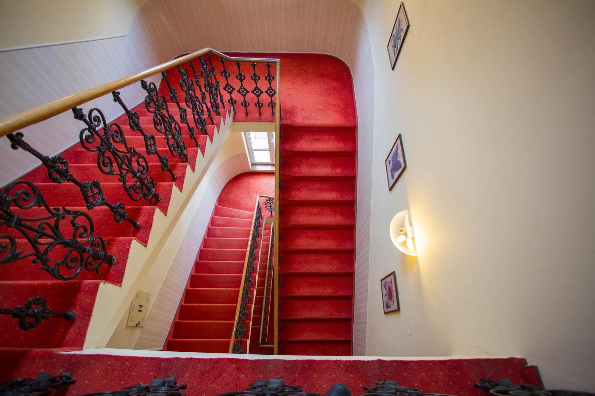Galerie Royale Hotel Prague Exterior photo